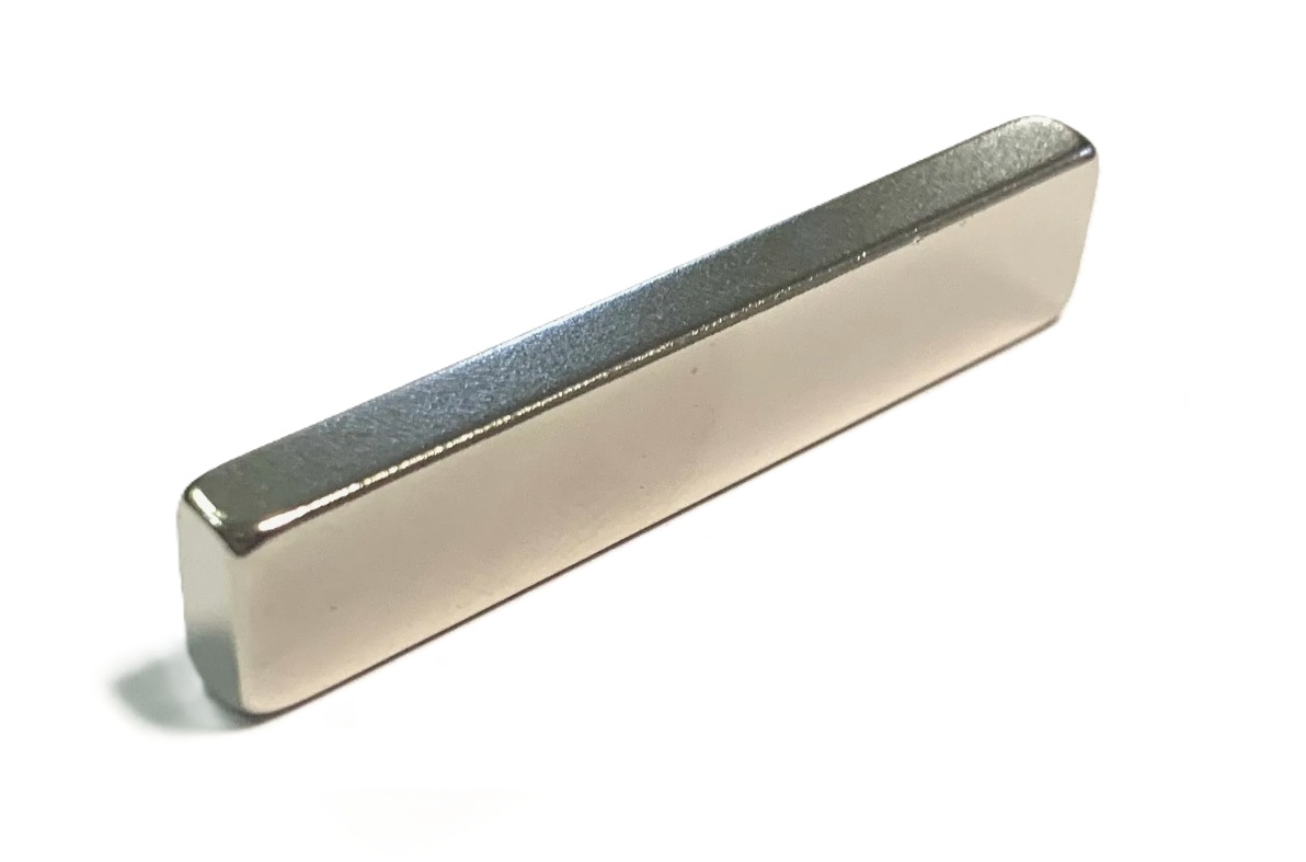 Магнит неодимовый призма 20x10x5 N35