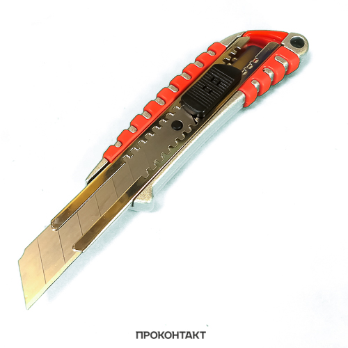 Купить Нож с сегментированным лезвием 18 мм, металлический обрезиненный корпус REXANT в Челябинске