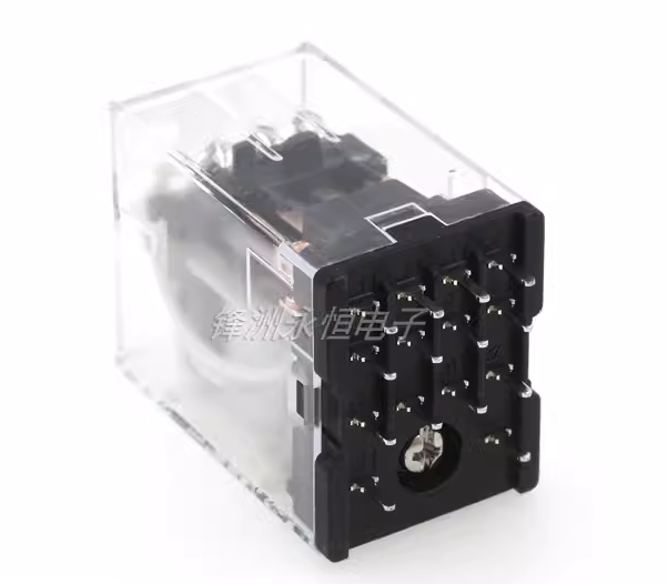 Купить Реле HF18FF-005-4Z23 в Челябинске