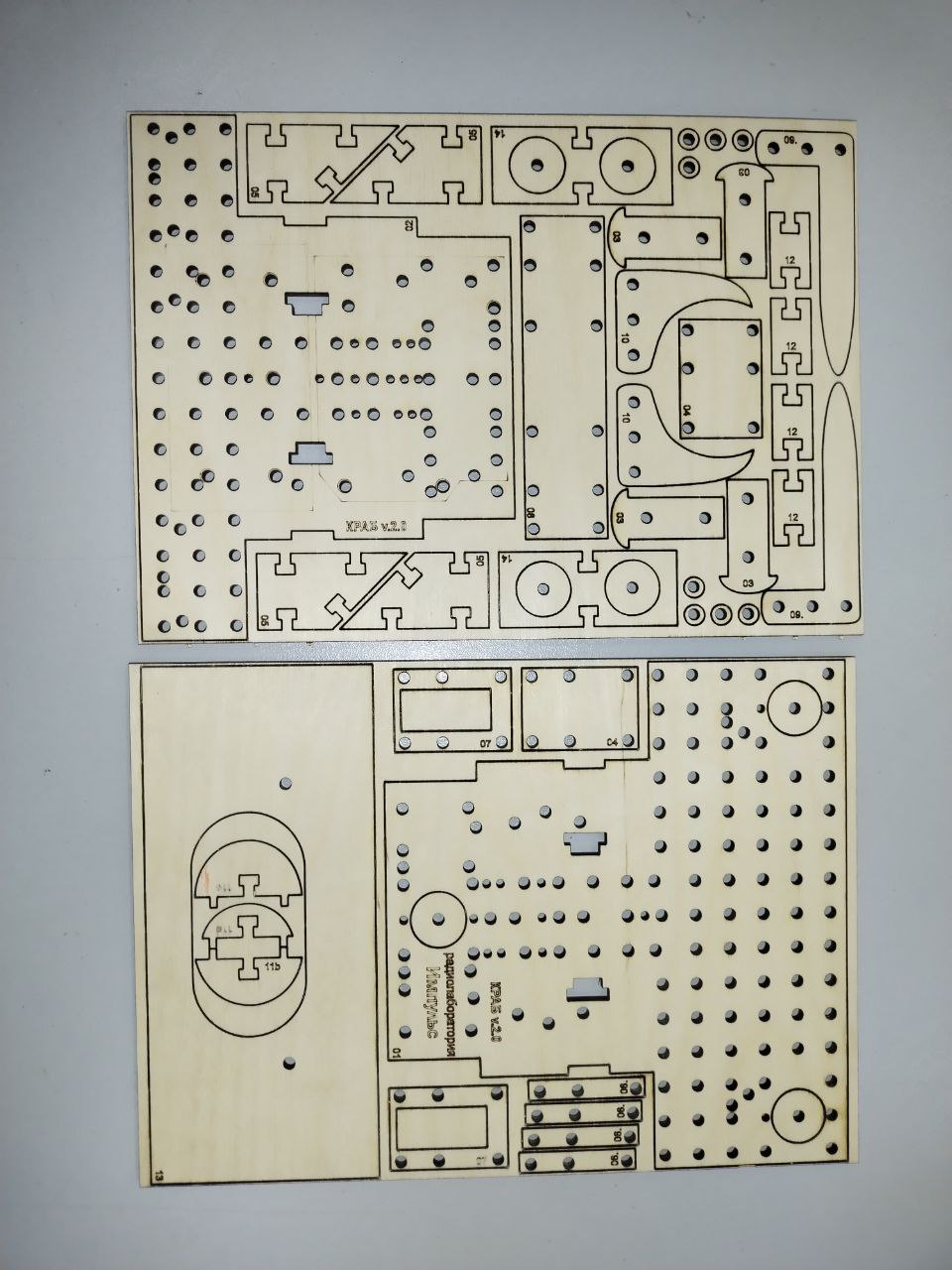 Маленькая картинка #40488 товара Комплект деталей для сборки робота "КРАБ-2"